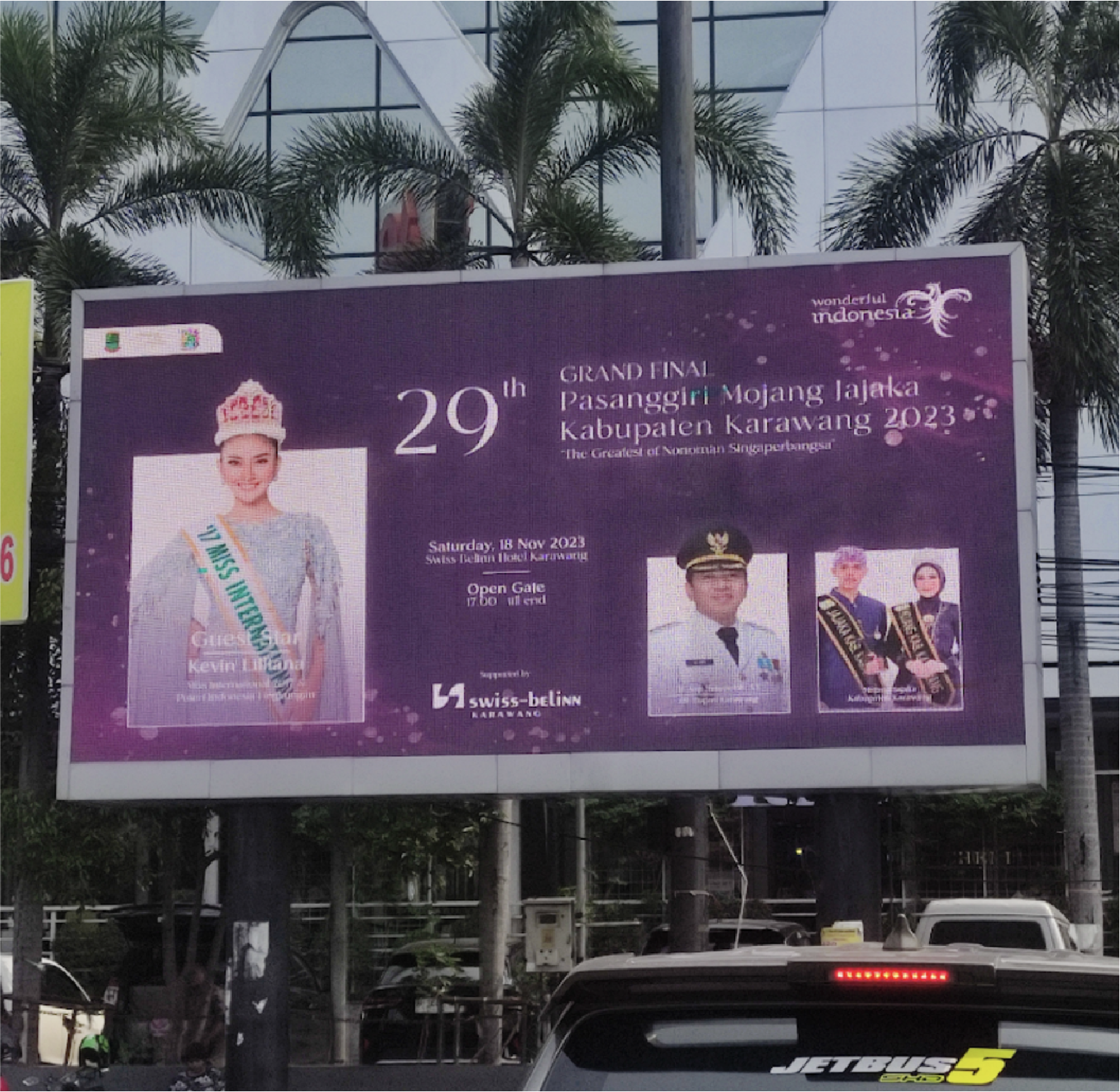 Mojang Jajaka Billboard